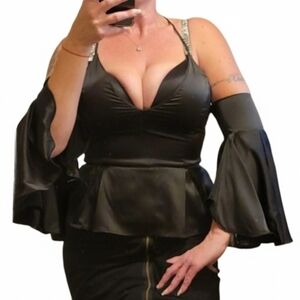 Luxmi silky blk scoop neck adj strap sleek line bat wing sleeve blouse M/L NWOT